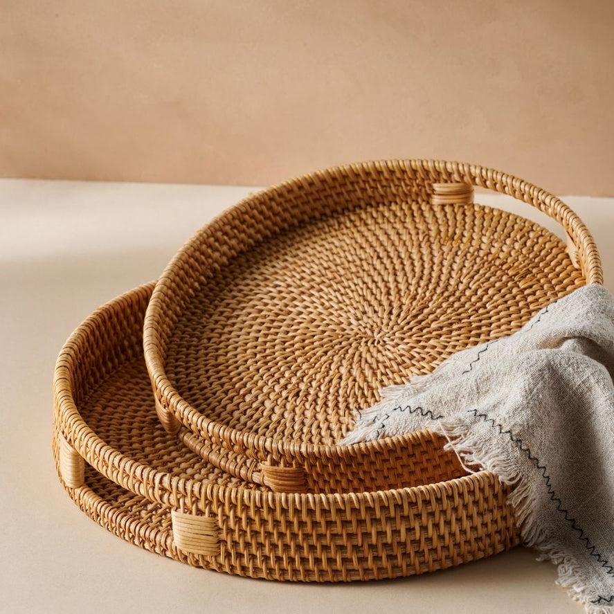 Two sizes round rattan tray natural honey